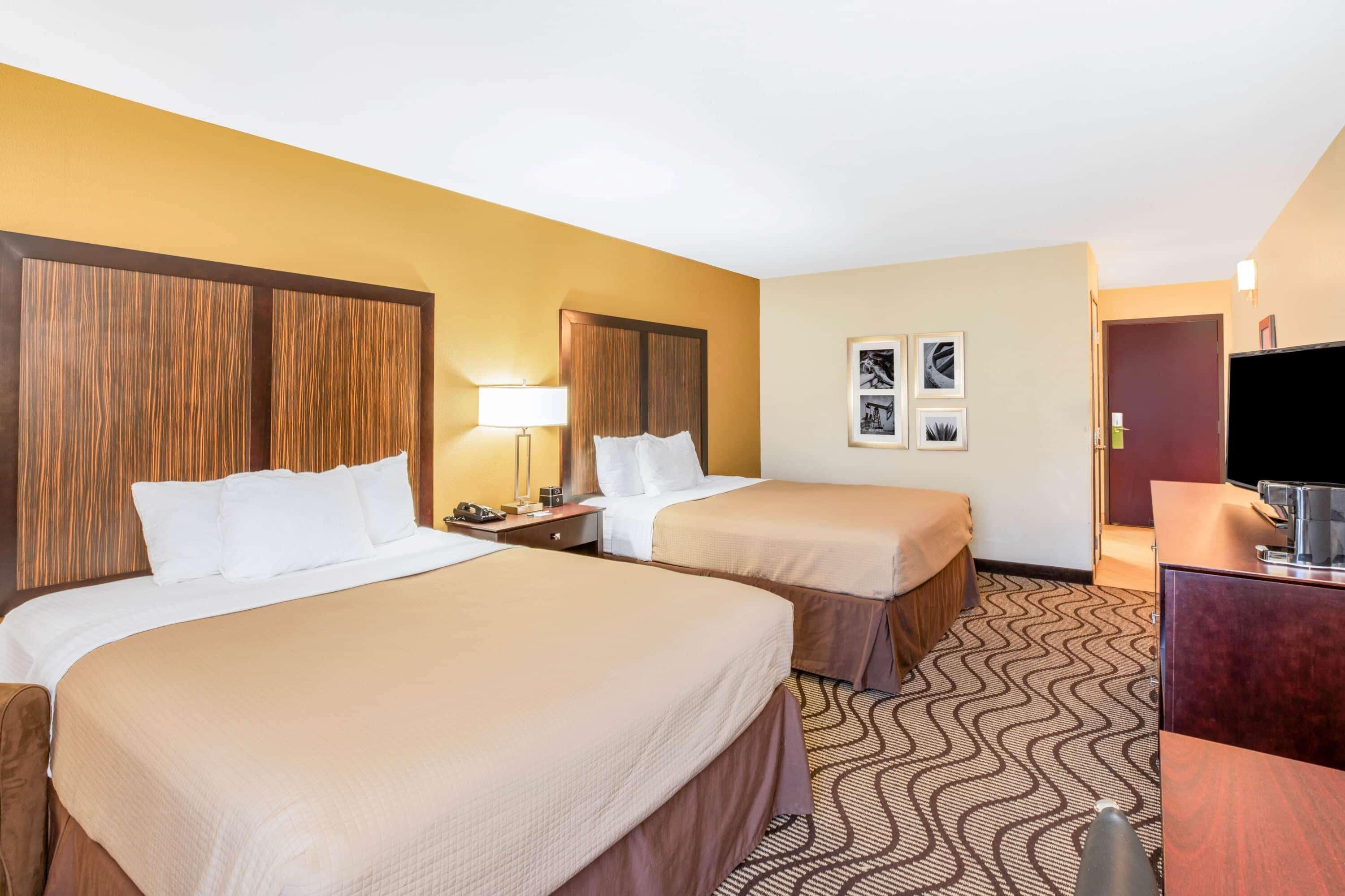 La Quinta By Wyndham Floresville Exterior photo
